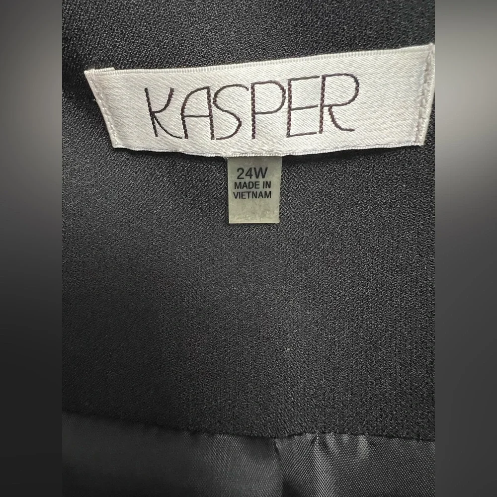 Kasper Women's Plus Size Framed Jacket - Picture 5 of 8